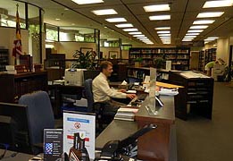 [photo, State Law Library, Murphy Courts of Appeal Building, 361 Rowe Blvd., Annapolis, Maryland]